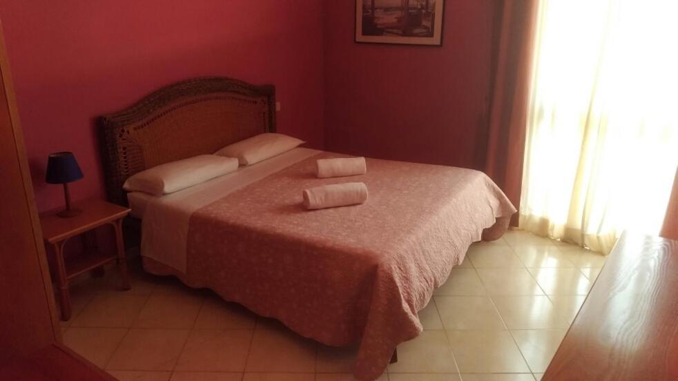 B Palace Ardea Extérieur photo