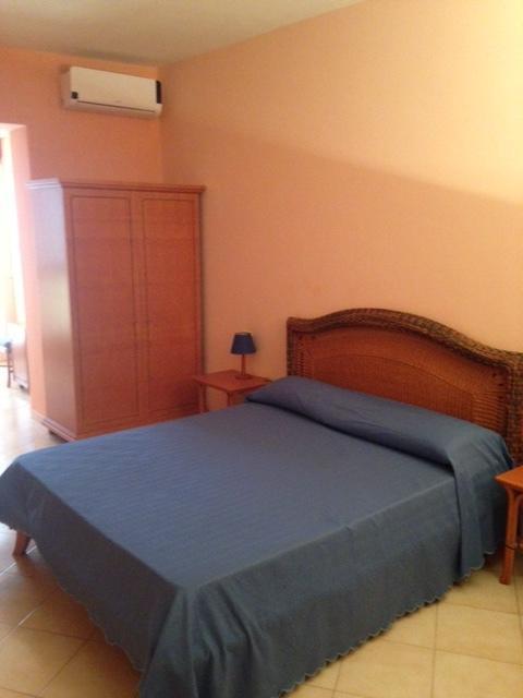 B Palace Ardea Extérieur photo